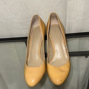 Ann Taylor Women's Yellow Heels